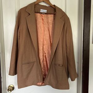 Beautiful vintage blazer